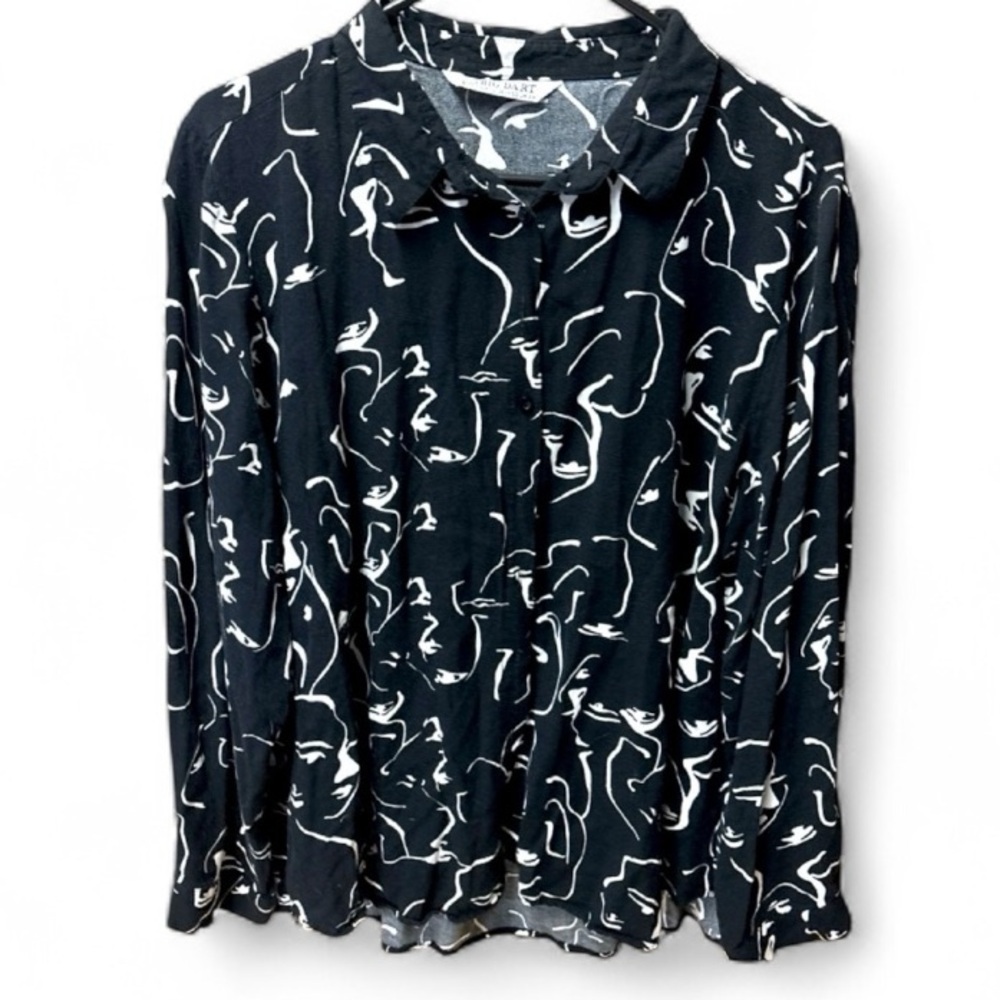 Big Dart Black White Abstract Face Print Button Front Blouse Women’s 2X